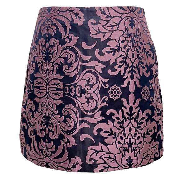 Forever 21 Dresses & Skirts - Forever 21 Damask Lined Short Skirt Medium EUC
